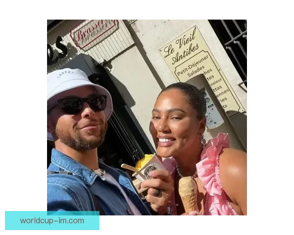 库里谈阿耶莎：她那份本能的冲劲与热情让我充满动力