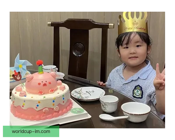 李月汝社媒晒照庆生 小宝生日快乐被爱温暖环绕为自己干杯 李月汝社媒晒照庆生 小宝生日快乐被爱温暖环绕为自己干杯